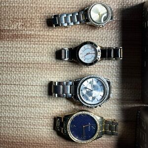 Monaco Watches for Woman. 4  watches
